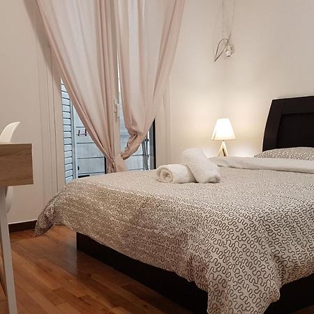 Teal Apartment - Athens Center, 4 Bd, 2 Bath Exteriör bild